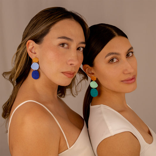 aretes-cauce-asimetricos-azul-verde-modelos