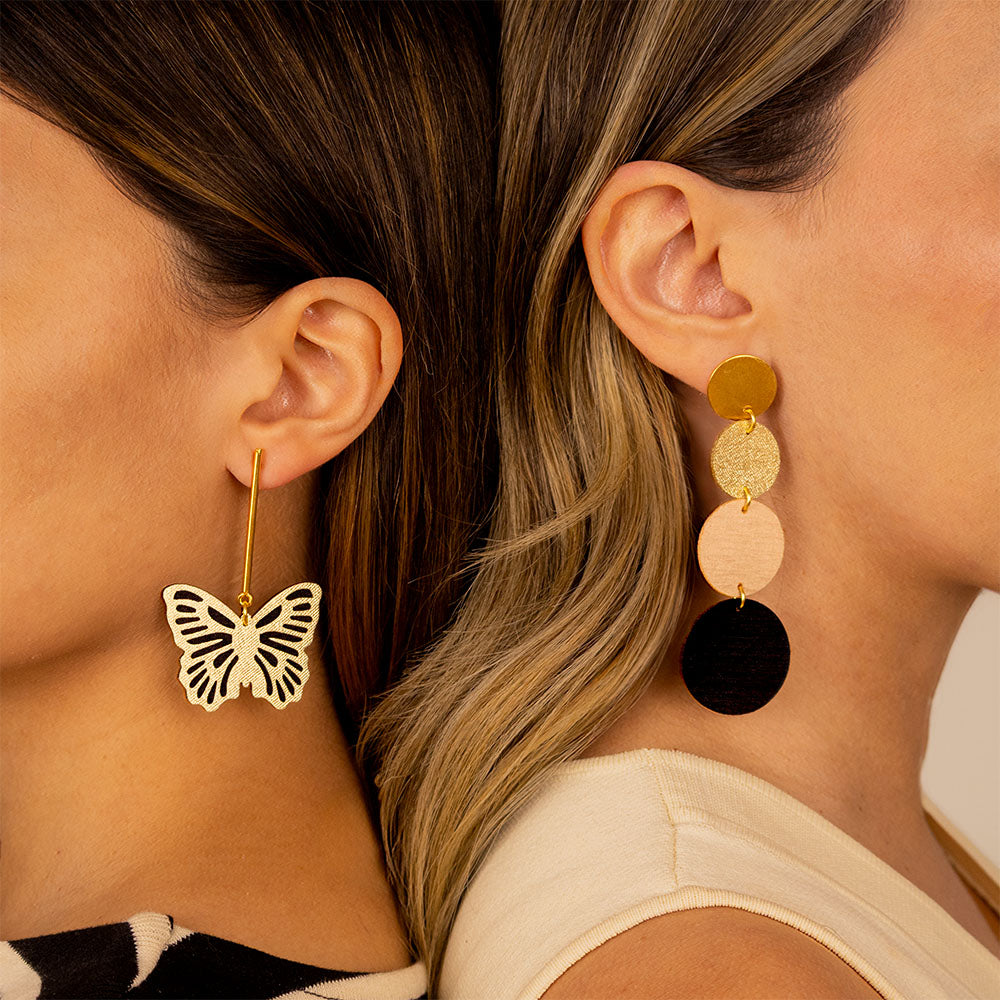 Aretes Monarca Tubo Dorado y Negro