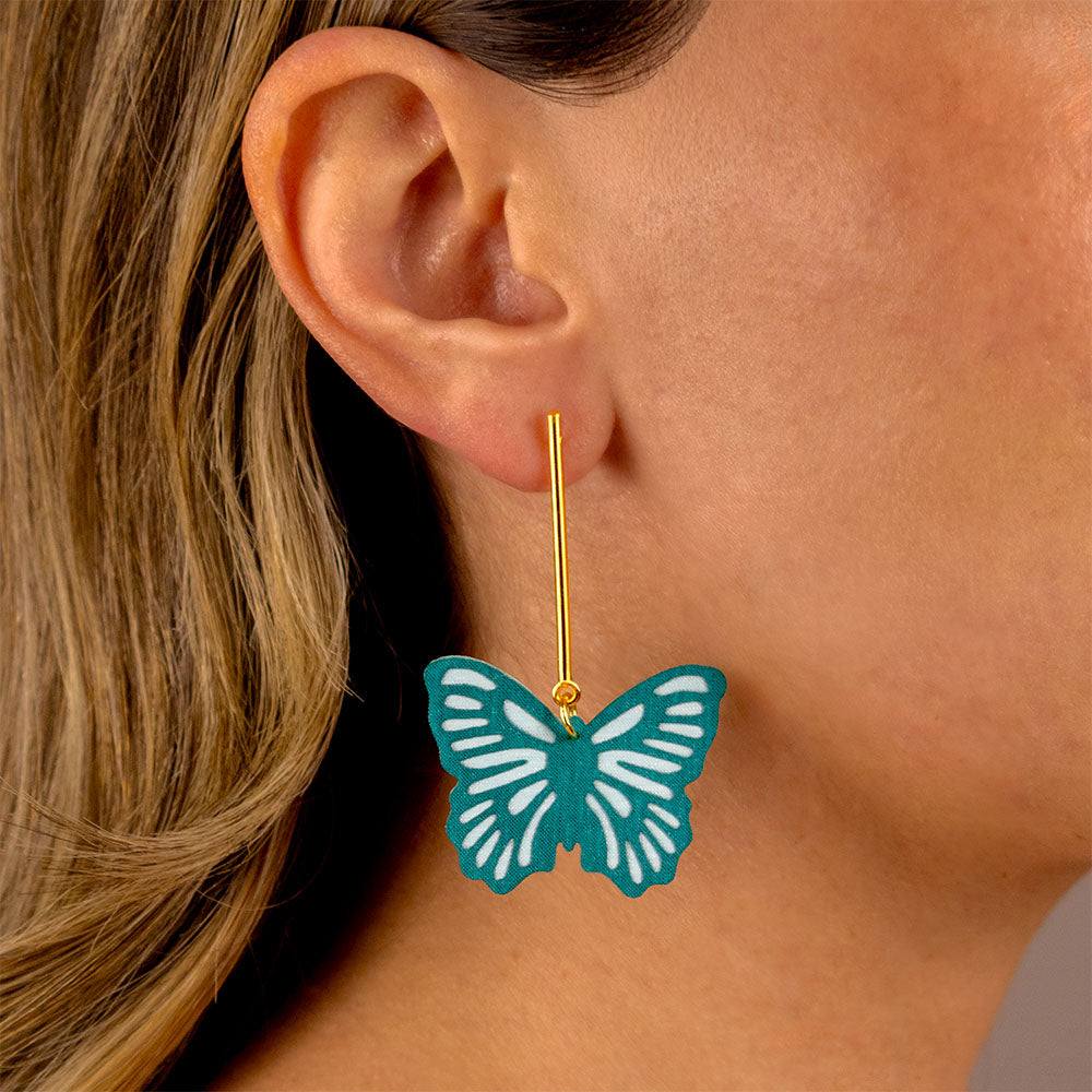 aretes-monarca-mariposa-textil-verde-detalle