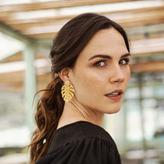 MONSTERA Corto Dorado