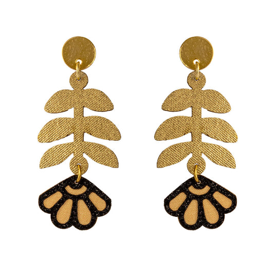 Aretes Caléndula dorados textiles y soporte de oro.