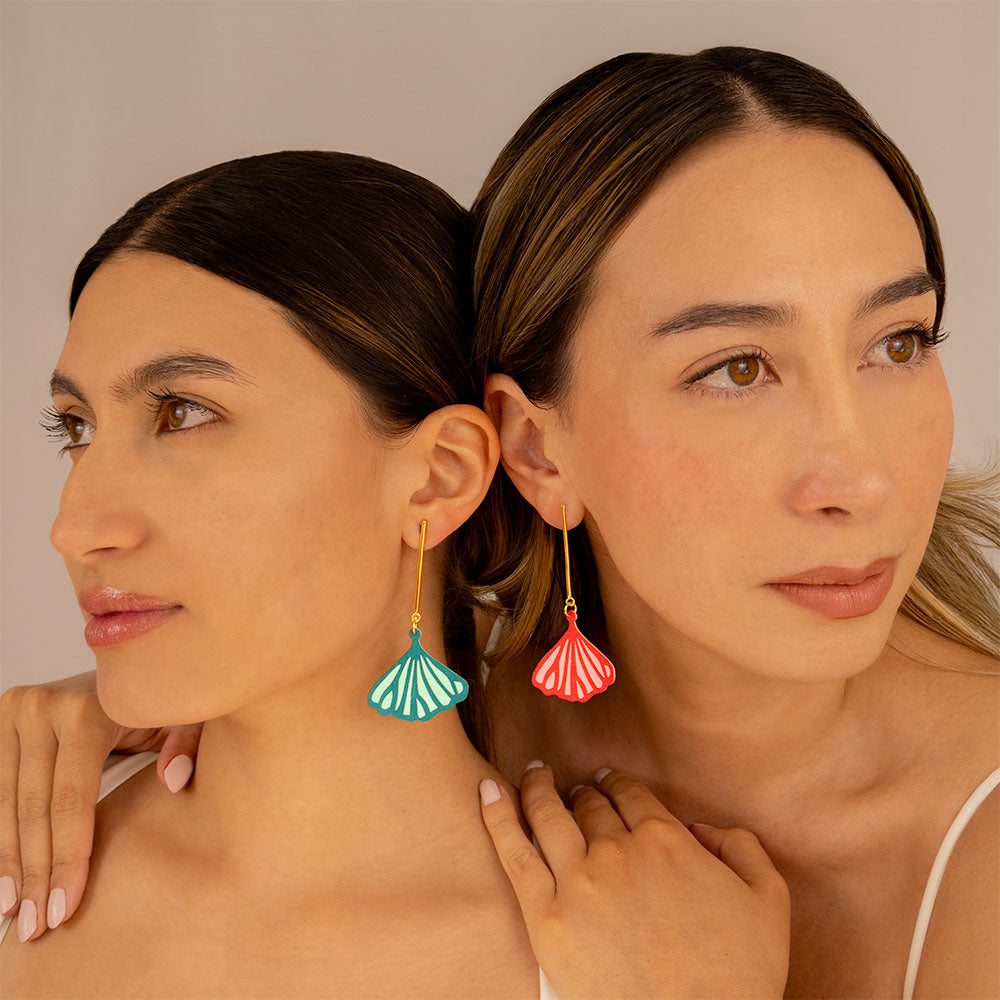 aretes-ginkgo-hoja-textil-verde-rojo-modelos
