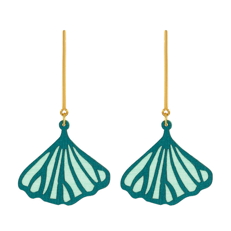 aretes-ginkgo-hoja-textil-verde-fondo-blanco