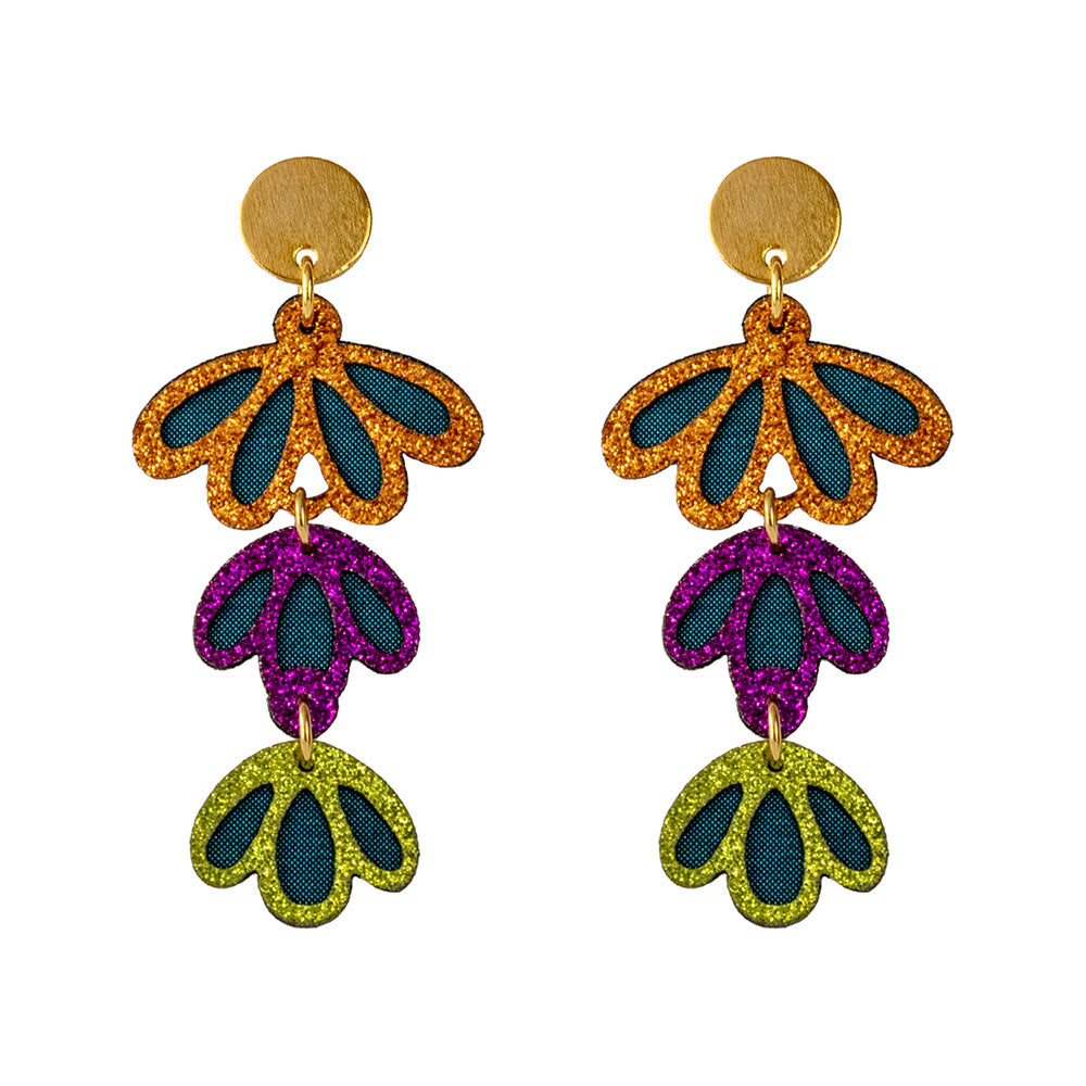 Aretes Magnolia en textiles inspirados en flores